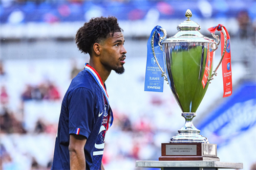 Porto step up interest in PSG’s teenager Mathis Jangeal