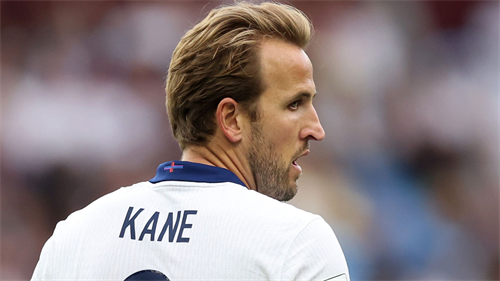 Can Kane achieve WC first? England star backed for history