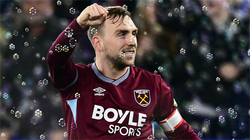 Bowen considering transfer that will be ‘devastating’ for wife Dani