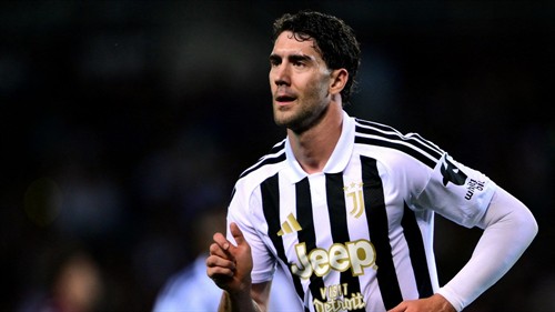 A controversial question about Vlahovic has reportedly left Juve deeply annoyed