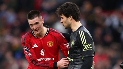 Man Utd 'won't let agents dictate' summer business, CEO promises