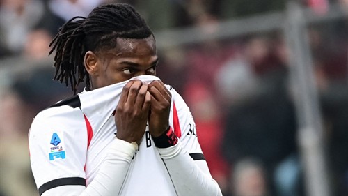 Leao receives offer worth double AC Milan salary