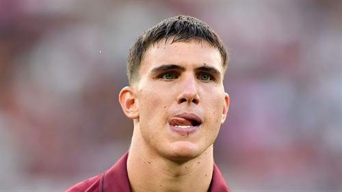 Brighton and Everton eye ex Chelsea midfielder