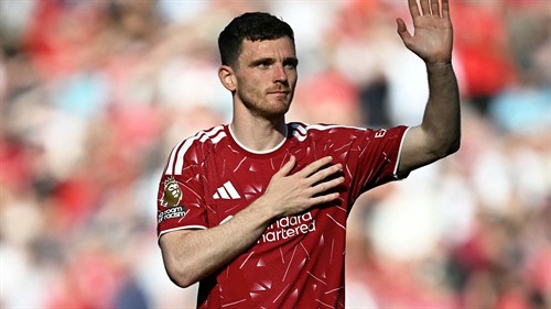 Tottenham confirm Robertson signing