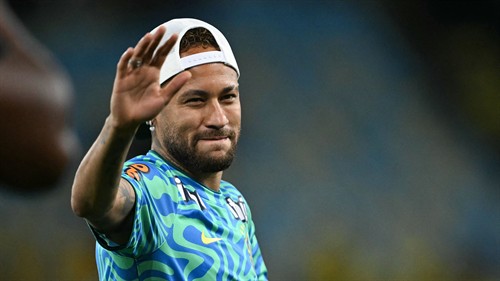 Neymar misses Brazil friendly as injury treatment intensifies