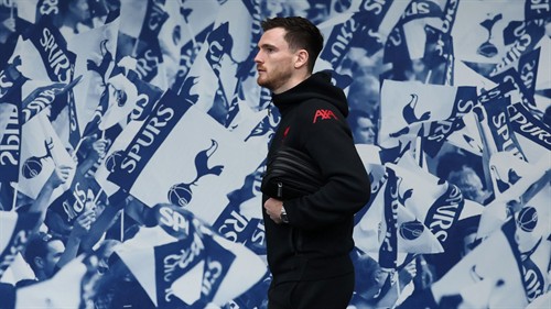 Tottenham confirm Robertson signing