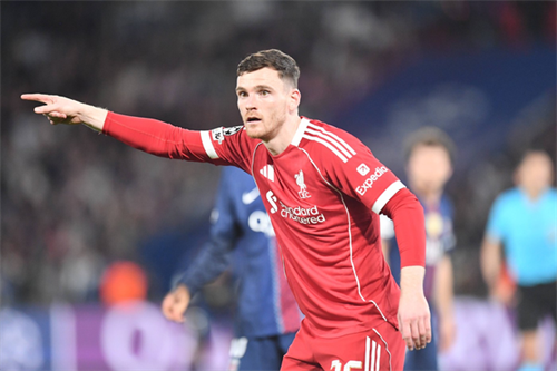 Tottenham confirm the signing of Robertson: 