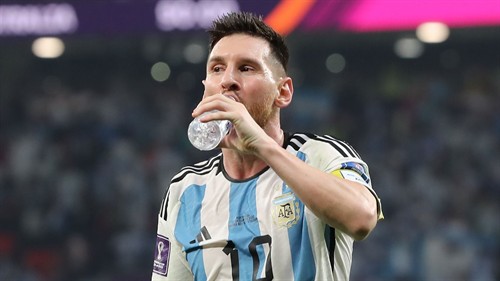 FIFA dramatically U-turns AGAIN as water bottle ban lifted for World Cup
