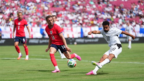 Wrap Kane in cotton wool! England labour to win over NZ