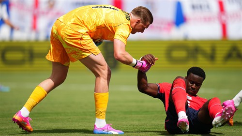Wrap Kane in cotton wool! England labour to win over NZ