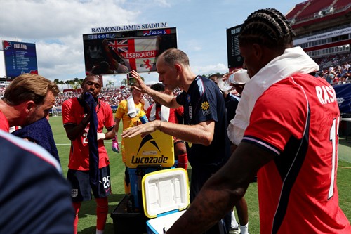 Wrap Kane in cotton wool! England labour to win over NZ