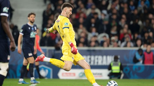 Newcastle shave millions off new goalkeeper's transfer fee