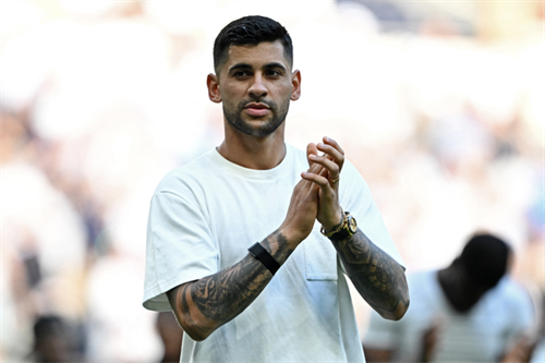 Man United 'preparing offer' for Tottenham captain Cristian Romero
