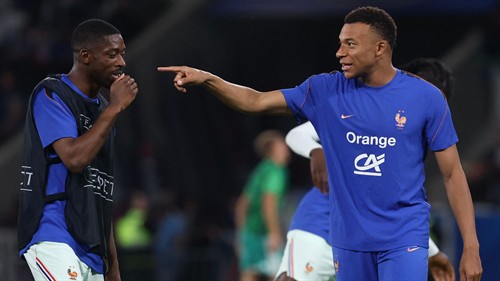Dembele blasts 'very unfair' Mbappe treatment