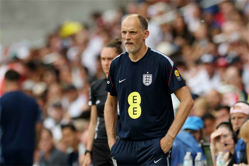 Tuchel tells England star Anderson to 'stay humble' after record Man City bid