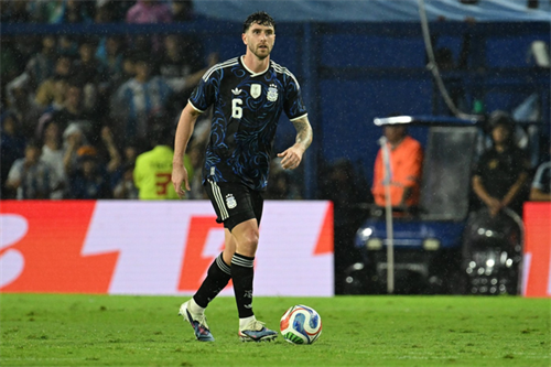 Argentina call up Marcos Senesi to replace injured Leonardo Balerdi