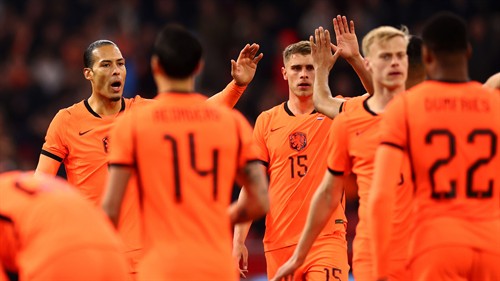 Koeman and Van Dijk confident ahead of tough World Cup opener vs Japan