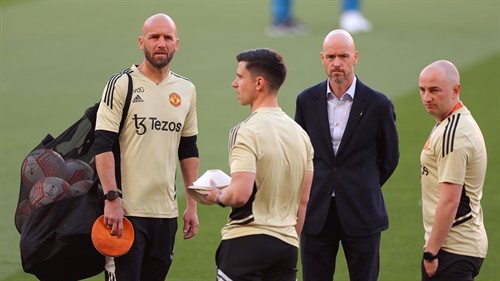 Ten Hag's ex-Man Utd assistant in talks over new head coach role