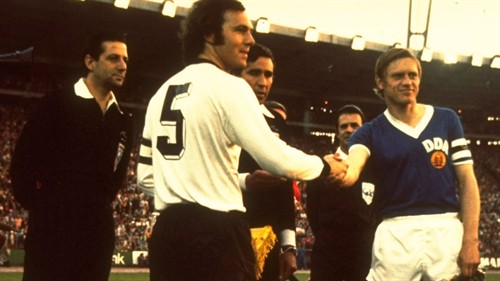 How have debutant teams performed at the FIFA World Cup?