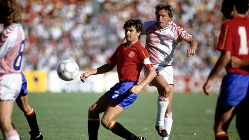 How have debutant teams performed at the FIFA World Cup?