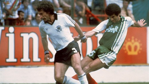 How have debutant teams performed at the FIFA World Cup?