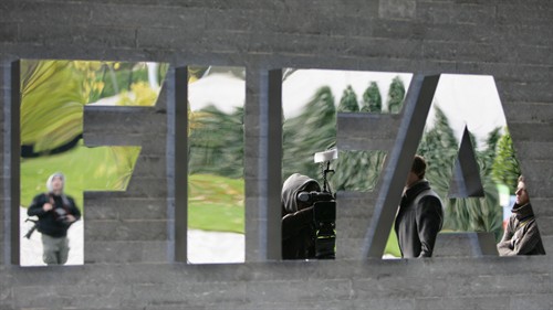 FIFA updates transfer system with mandatory release clauses & reduced fees