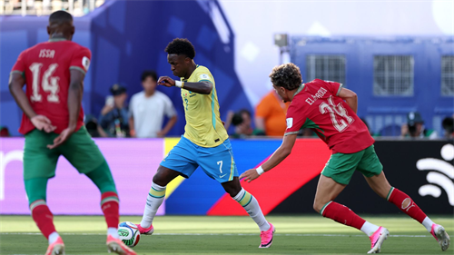 Vini dazzles but Ancelotti’s Brazil show frailties vs. Morocco