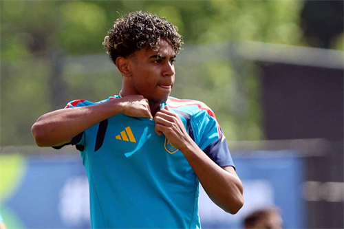 De La Fuente confirms Lamine Yamal WON'T start against Cape Verde