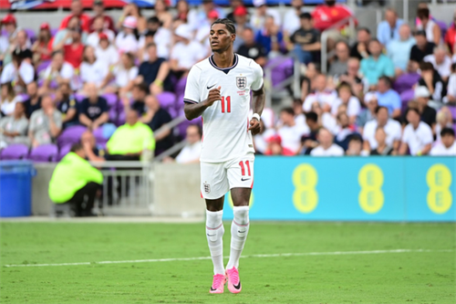 New Man United boss Michael Carrick opens door to potential Marcus Rashford stay
