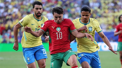 Ronaldo questions Ancelotti usage of Raphinha