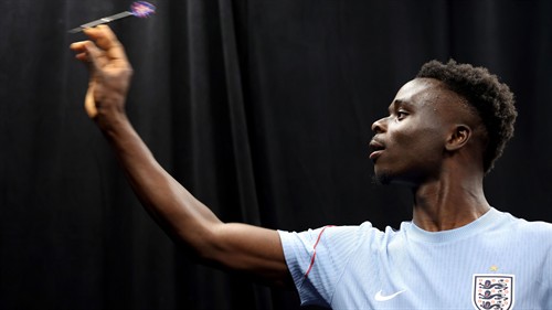 Ex-Arsenal star: England have 'so many players better than Saka'