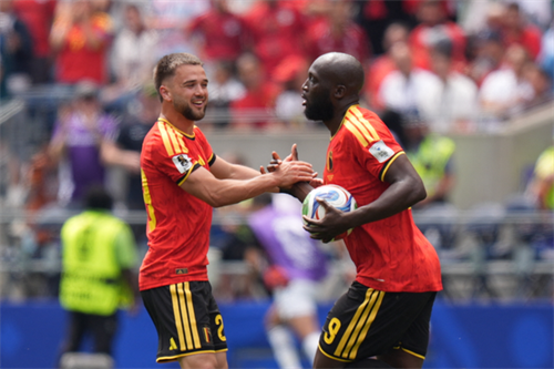Belgium coach Garcia rules out rushing Lukaku back into starting line-up