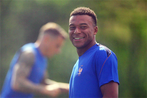 Mbappe reacts to critics after France beat Senegal, says he’d play until 80