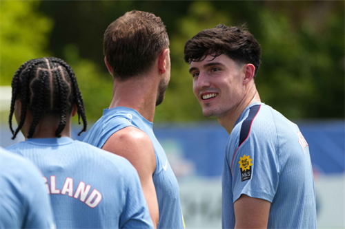 Livramento to MISS England's World Cup due to calf injury as Chelsea's Chalobah steps up