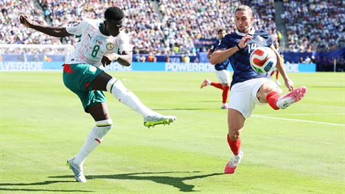 'Felt artificial' - Rabiot slams 'hard & rigid' pitch after France win