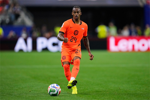 Man United eye move for former Leeds ace Crysencio Summerville