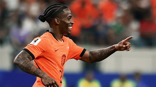 Man Utd told to sign Netherlands star after promising World Cup debut