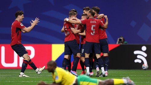 South Africa are still alive! Late Mokoena penalty earns draw with Czechia
