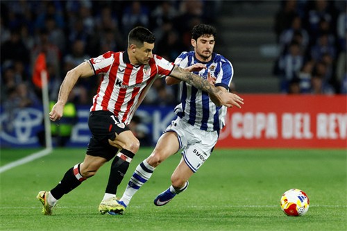 Athletic Club's Yuri Berchiche signs one-year contract extension