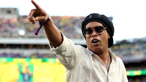 Ronaldinho joins third-tier club as playing return remains possible