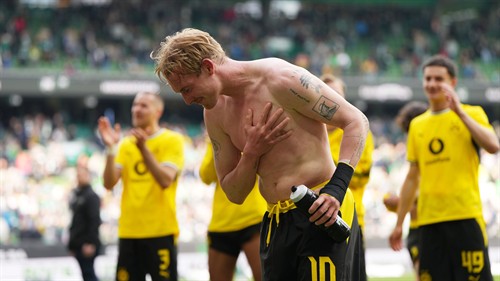 Leeds eye Dortmund vastly-experienced midfielder