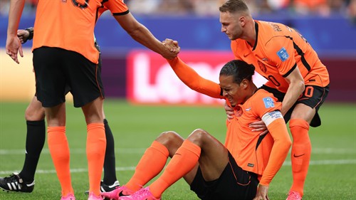 Van Dijk suffers injury scare with Netherlands