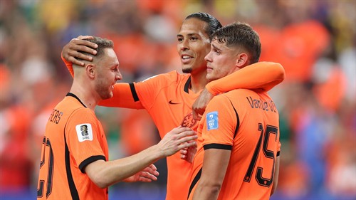 Klopp fires back at ex-Real Madrid star over Van Dijk criticism