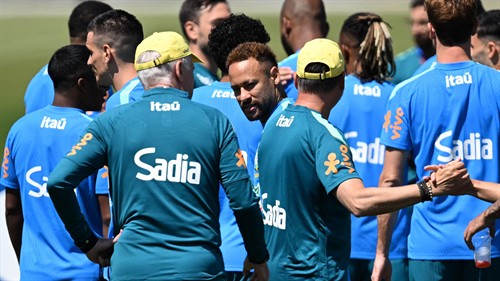 Carlos insists Brazil 'will improve a lot' with Neymar back
