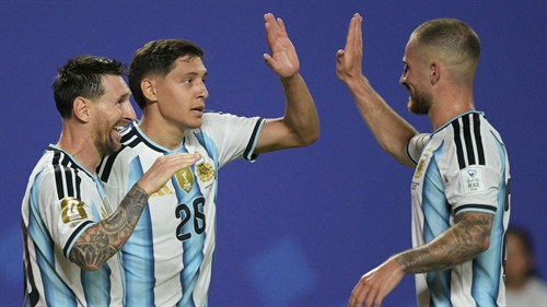 Mac Allister explains why Messi is 'very difficult to learn from'