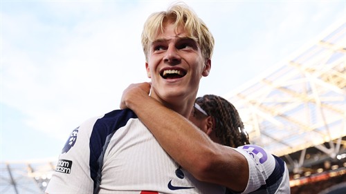 Bergvall tells Spurs he wants to leave as PL rivals circle