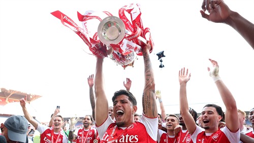 Real Madrid make enquiry for Arsenal's Hincapie