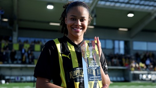 Real stun Chelsea by completing record transfer for Schroder