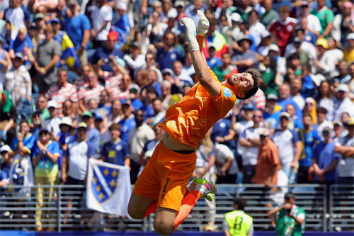 Vasilj proud as Bosnia stay alive at World Cup after Qatar win