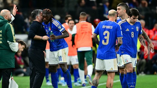 Conte returns to Italy as national team boss